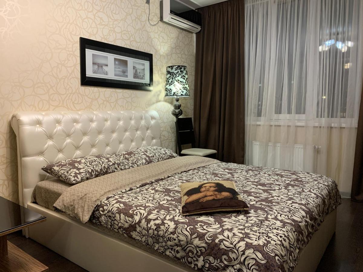 1-Ком Квартира На 18 Этаже Позняки Ул. Урловская 23-А Kiew Exterior foto